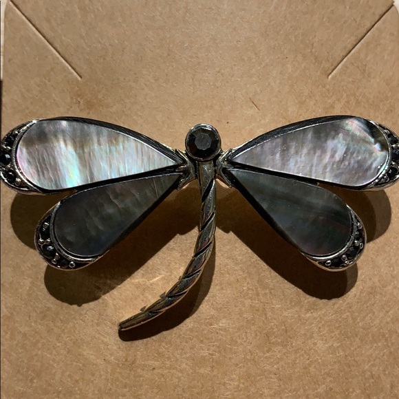 Monet silver/mother of pearl dragonfly brooch - Picture 8 of 8